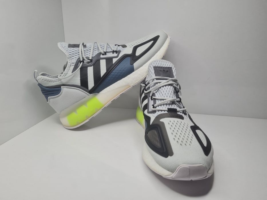 Маратонки Adidas Zx 2k Boost

Чисто нови с кутия.

Размер 45 1/3 стелка 29 см.

Цена 65 евро.