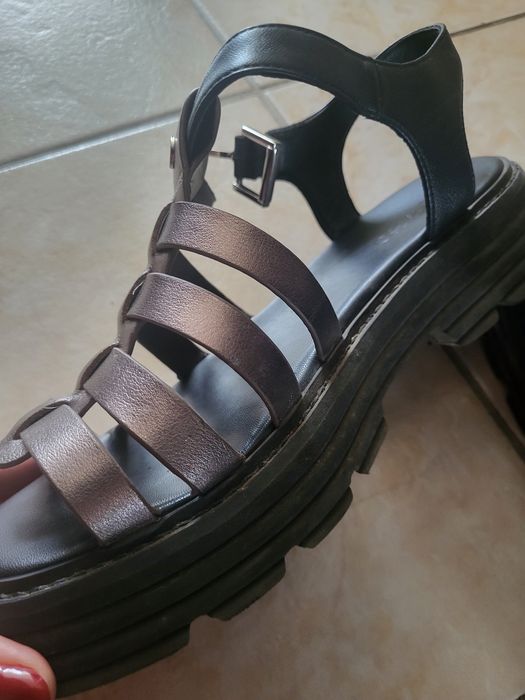Sandale piele marimea 38