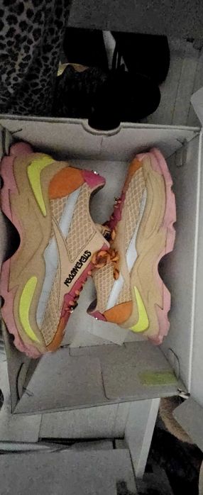 Маратонки steve madden