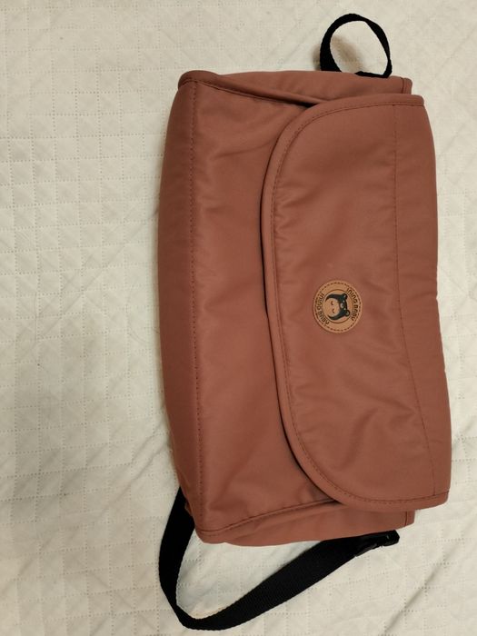 Продам коляску новую с новым матрасом