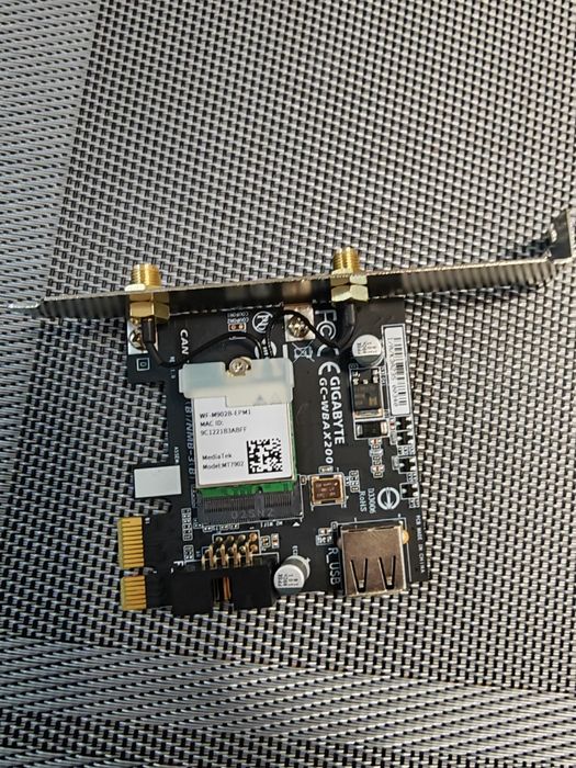 Placa Wirles Gicabyte PCIe AX 2400Mbs