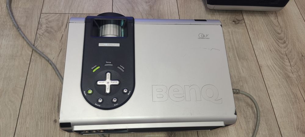 Продам проекторы Benq