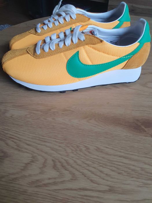 Маратонки Найк,чисто нови с кутията!