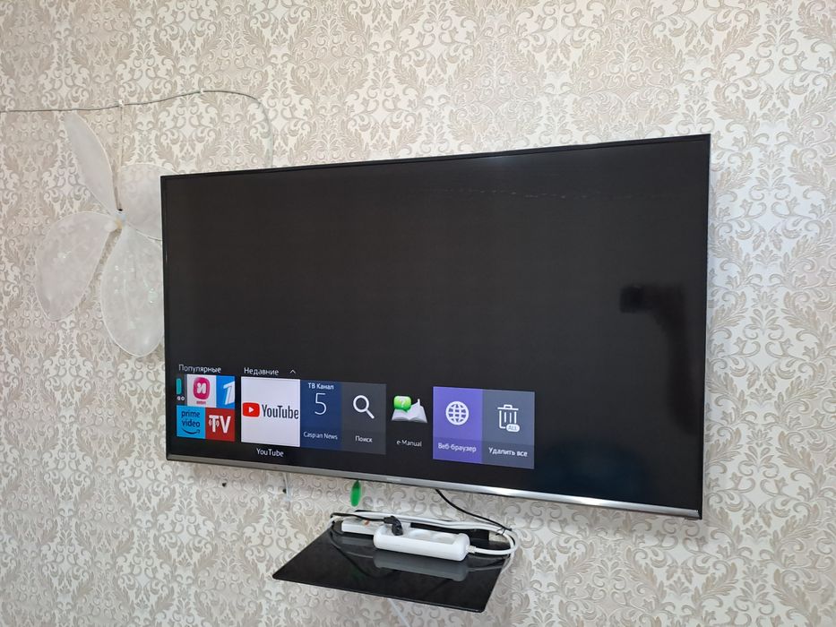 Продаетсья Смарт Тв Самсунг
