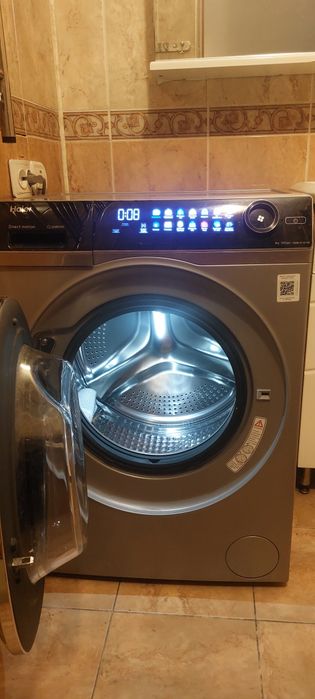 Стиральная машина Haier HW80-B14279S, серая