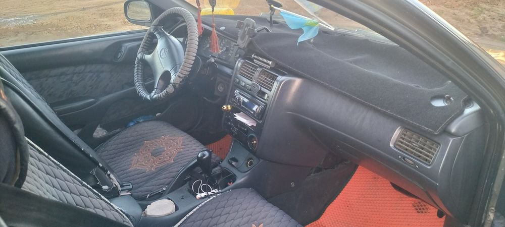 Продам Тойота Карина Е