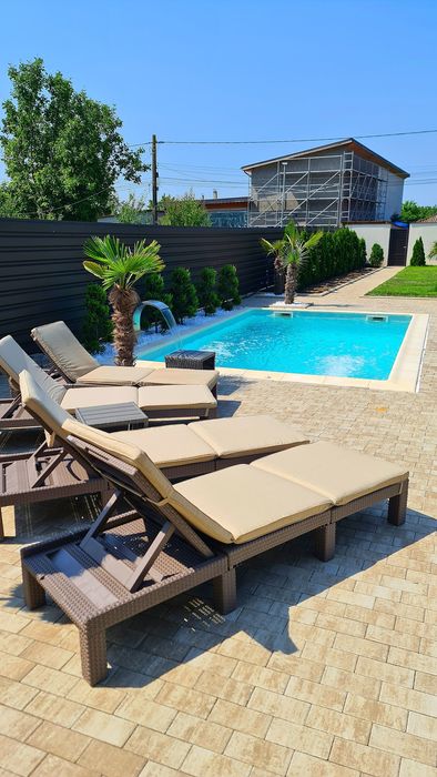 Vilă de lux + piscină