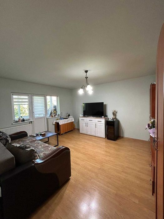 Apartament 3 camere, 63 m² utili, decomandat, mobilat și utilat complet – Aleea Călinului 1, Oradea (cartier Ioșia)