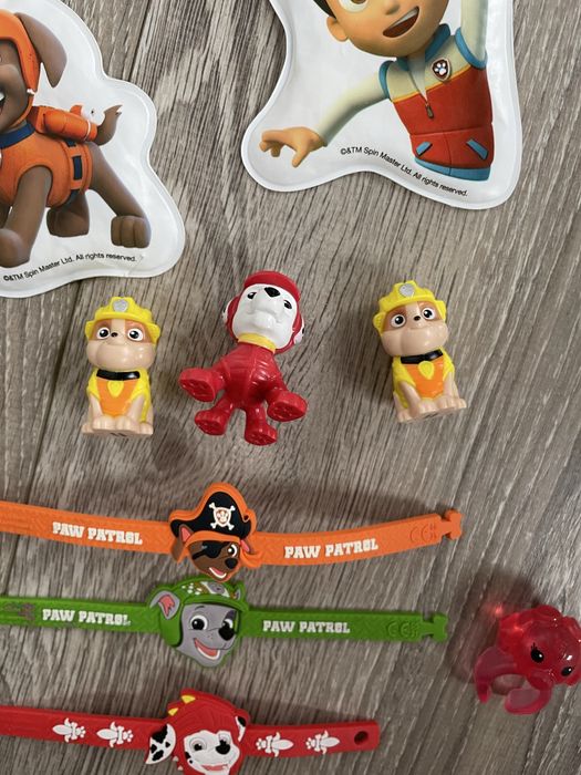 Figurine si brățări Paw Patrol