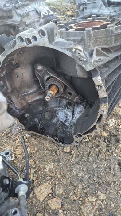 Ръчна скоростна Кутия за Ауди А4 Б7 2.7 ТДИ 6ск JME Код