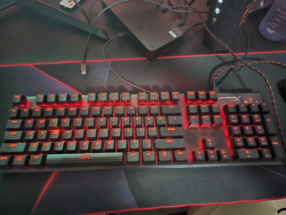 Kingston HyperX Alloy FPS Cherry MX Blue суичове