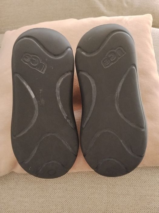 Papuci UGG 39 Fit 38( 24 cm)