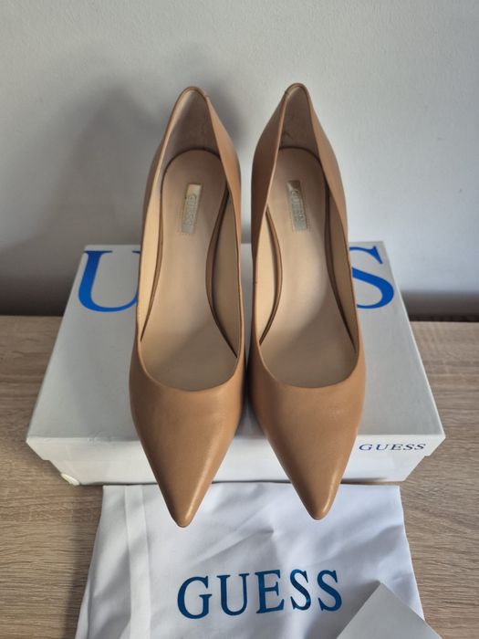 Guess masura 40 stiletto
