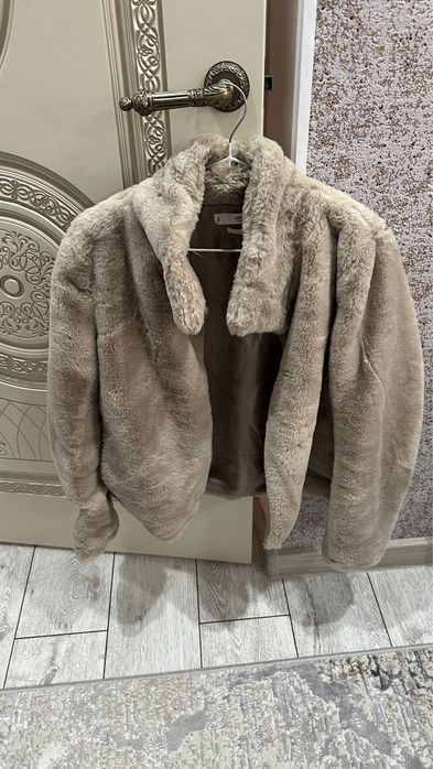 Продам шубу новая
