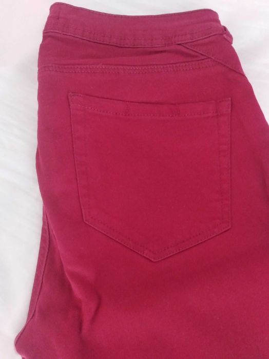 Дънки Бершка цвят бордо