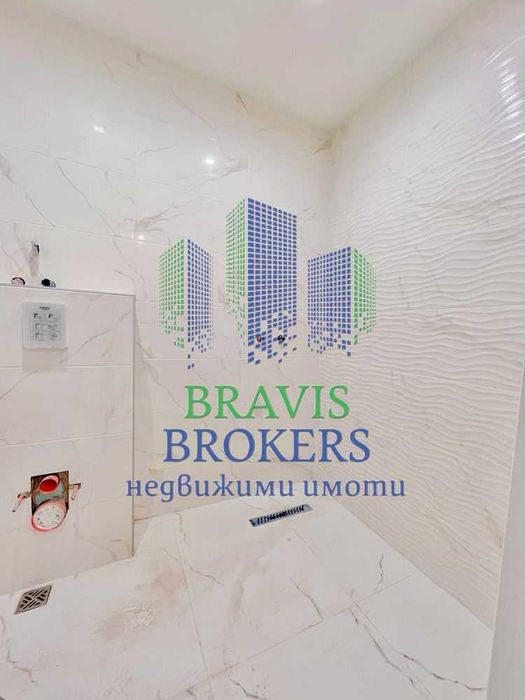 Продава се Тристаен апартамент в Варна, Бриз - 98 кв.м за 1909 €/кв.м - Снимка #6