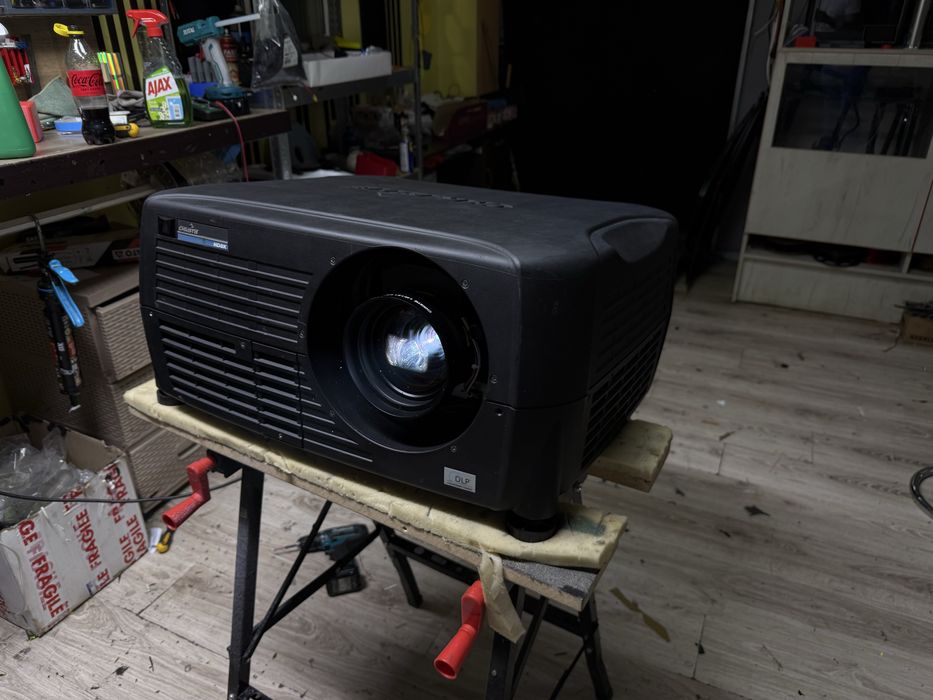 Video proiector profesional CHRISTIE HD8k