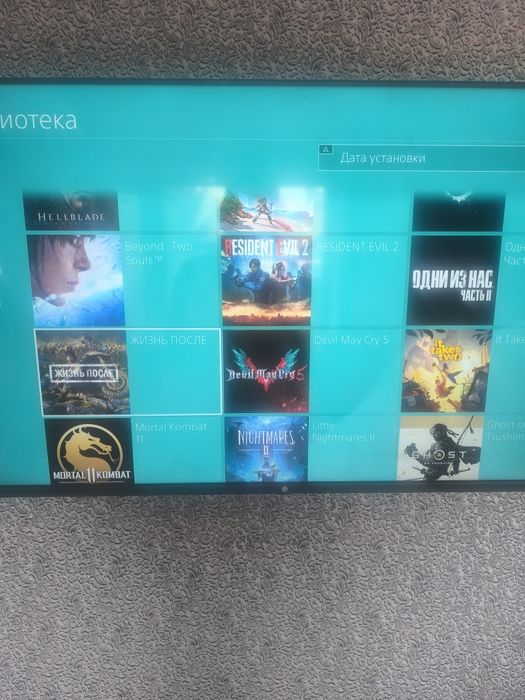 Продам прошитую пс4