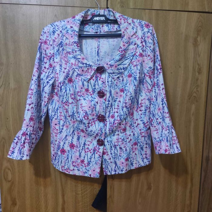 Sacouri elegante, Viada