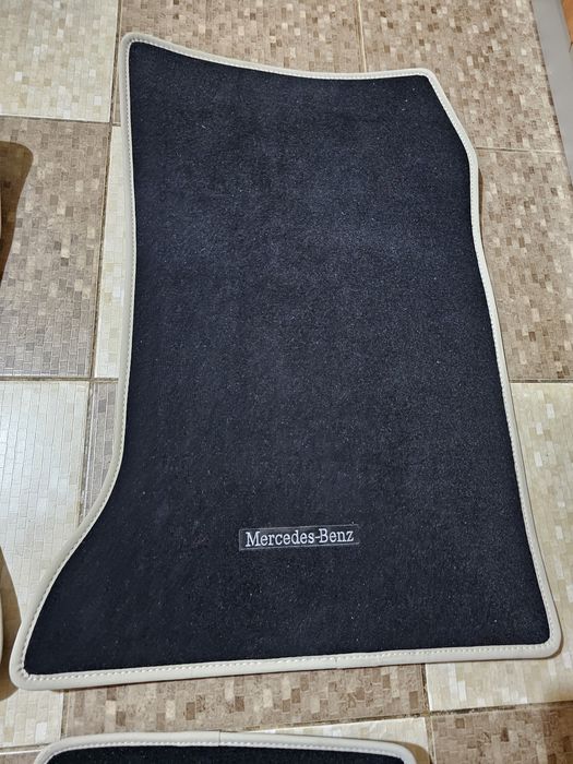 Covorase din mocheta originale dedicate Mercedes-Benz CLA (2013-2019)
