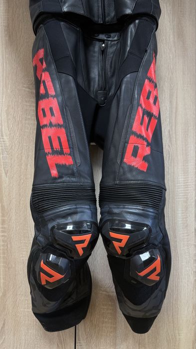 Combinezon Rebelhorn Rebel 2 bucati