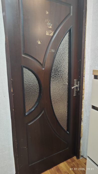 Межкомнатные двери 5 шт.