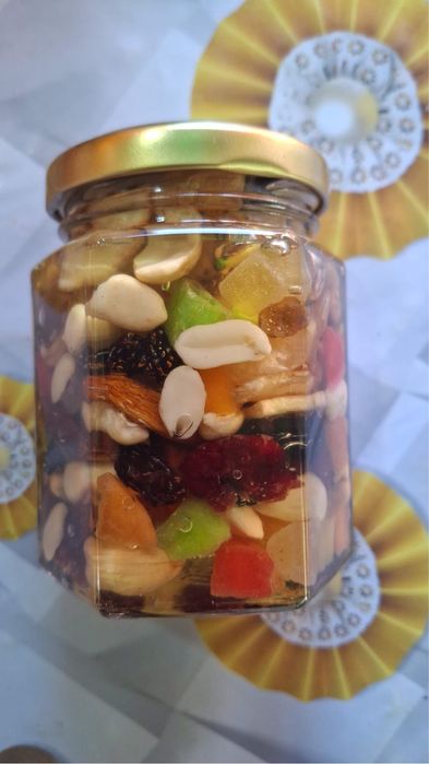 Miere de albine si produse apicole in Valea Ursului / Livare domiciliu