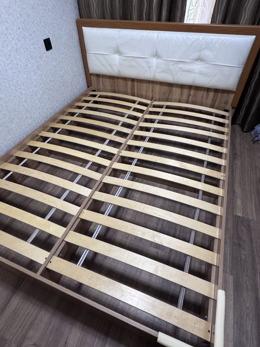 Продам кровать 160*200
