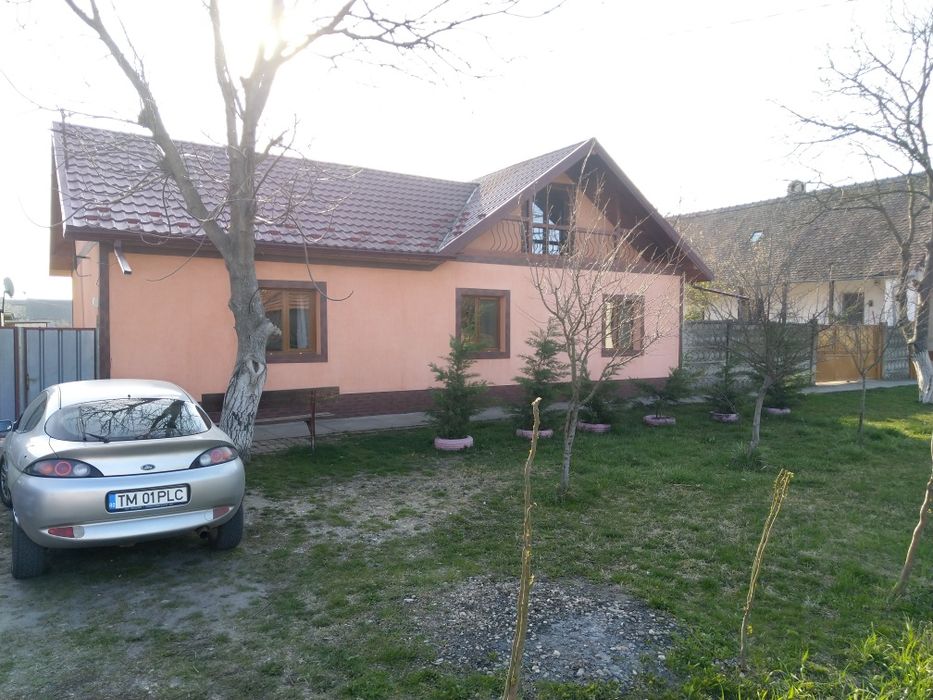 Casa de închiriat!!