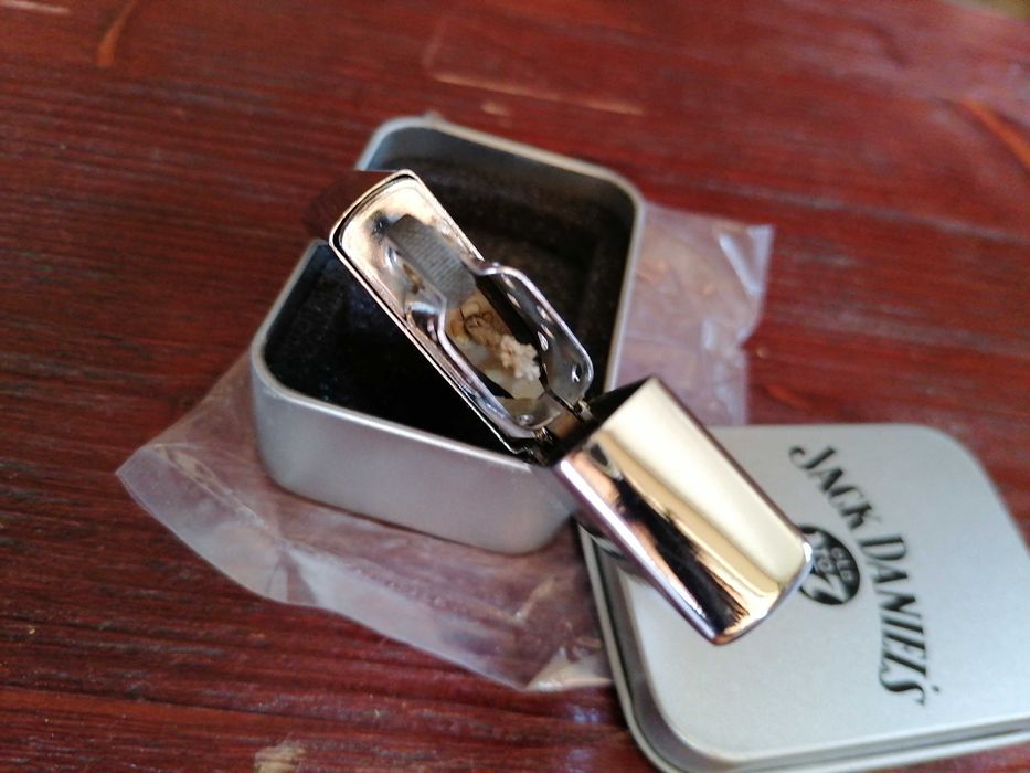 Джак Даниелс запалка, стойка, чаши