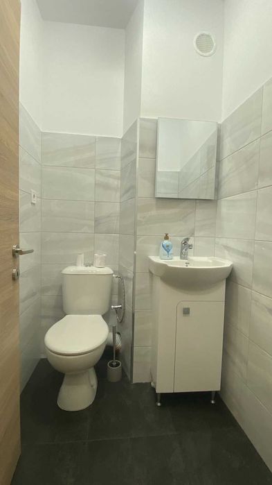 Дава се под наем Тристаен апартамент в Пловдив, Остромила - 95 кв.м за 433.5 € - Снимка #7