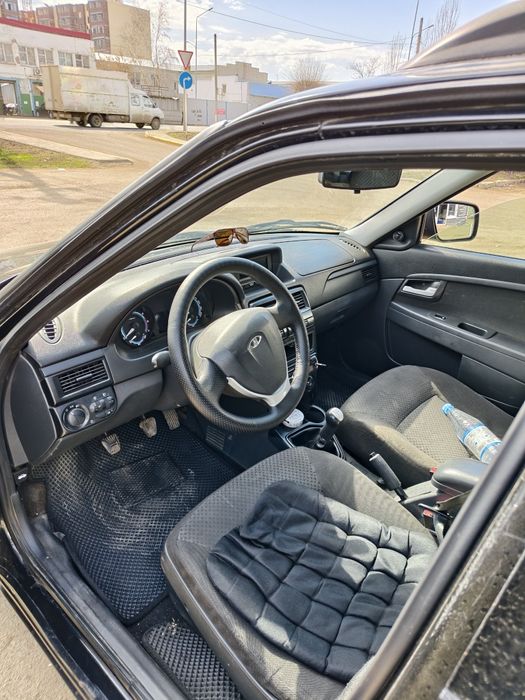 Продам Приору 2 срочно