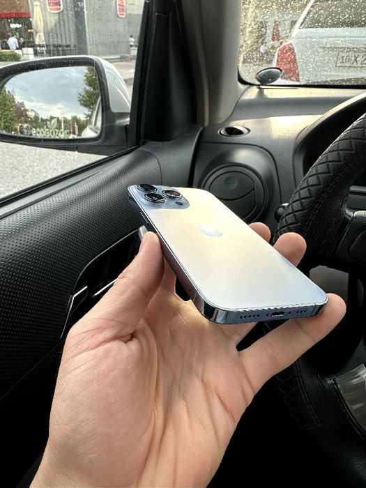 Iphone 13 pro        .