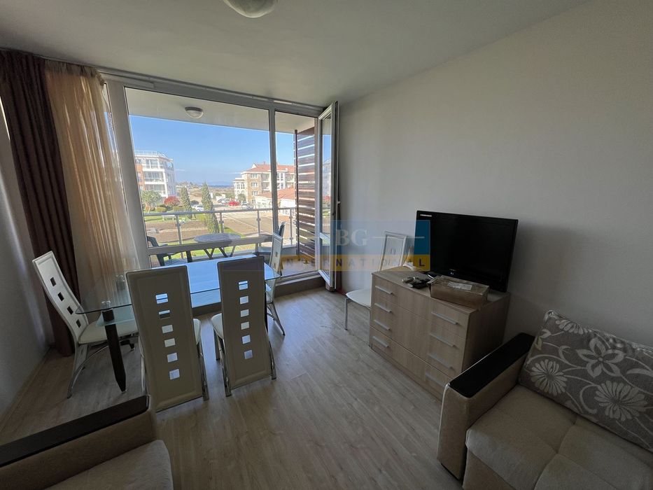 Продава се Двустаен апартамент в Черноморец - 54 кв.м за 1575 €/кв.м - Снимка #3