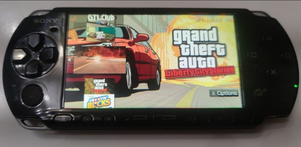 PSP-3004+64gb+200 Игри