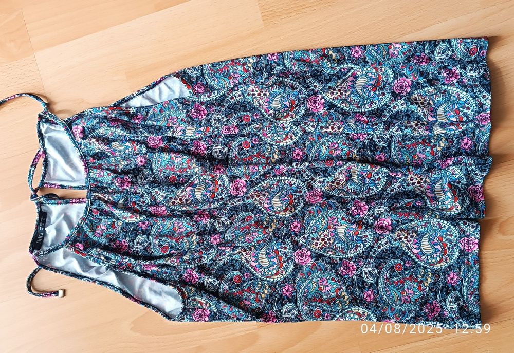 Уникален летен костюм