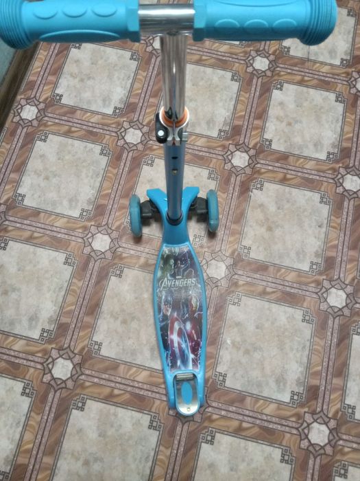Продам самокат для мальчика