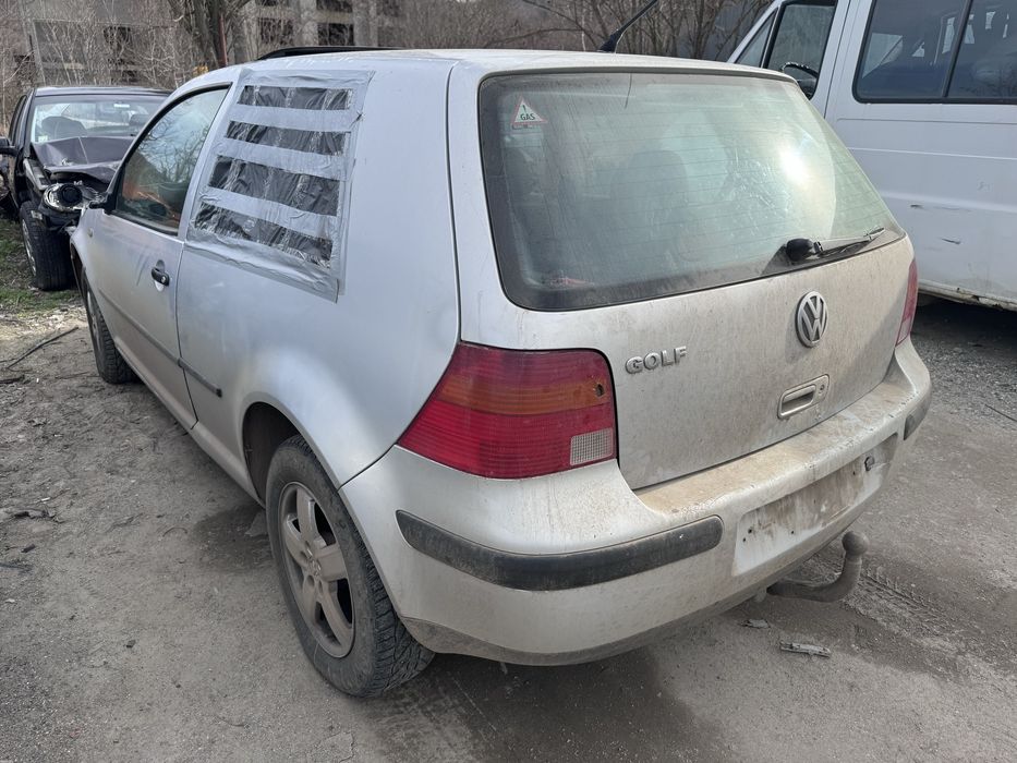 Голф 4 1.6ср 101кс 1998г На Части