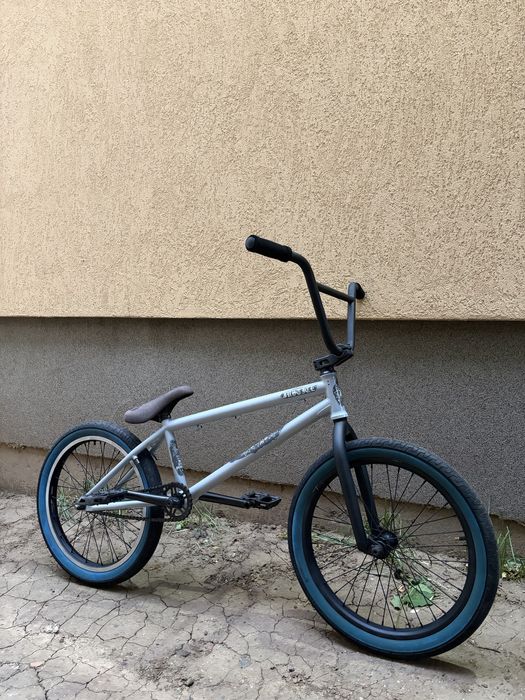 Vând Bicicleta Bmx WethePeople