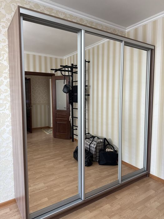 Продам       шкаф