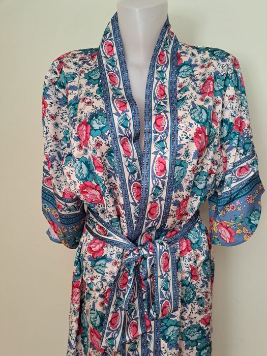 Нов дамски сатенен халат, кимоно