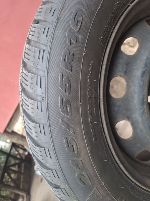 16,VW-Нови зимни гуми+джанти-215/65/16