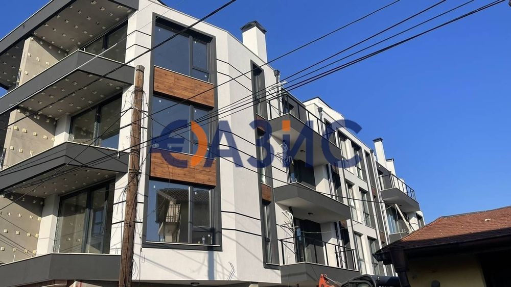 Продава се Двустаен апартамент в Бургас, Сарафово - 67 кв.м за 1941 €/кв.м - Снимка #13