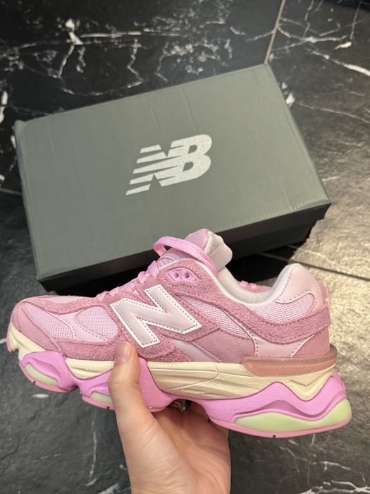 New Balance 9060