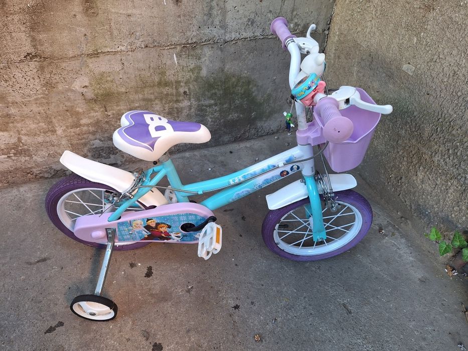 Bicicleta pentru fetițe de 4/7 ani!