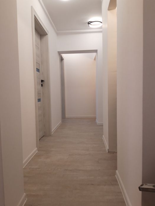 Interioare, Parchet, Zugraveli decorativa, Tencuieli, Gletuit