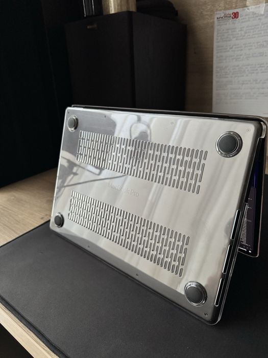 Macbook Pro 14' M3 Pro 18GB RAM, 512GB Space Black, 100% Battery