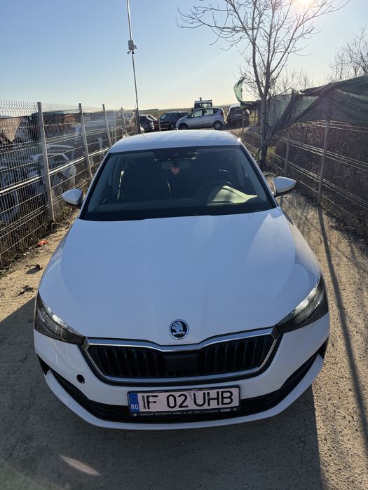 Skoda Scala 2020 64.000 KM 1.0 BENZINA usor avariat / avariate