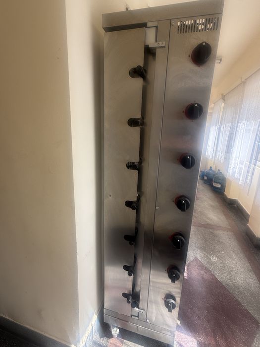 Rotisor profesional pe gaz MCM – capacitate mare – inox