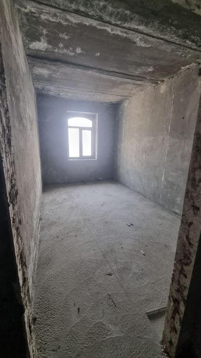 Comfort hous uy sotiladi